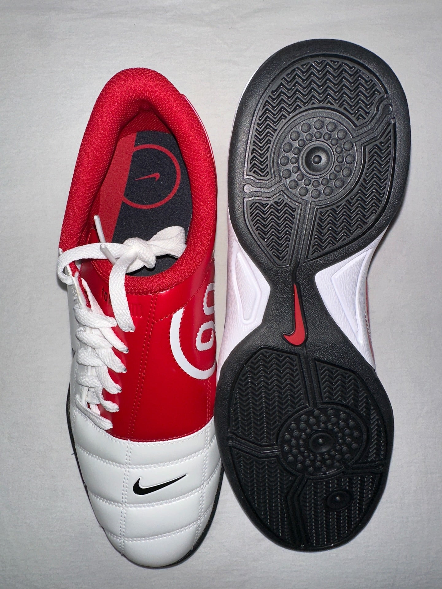 NIKE TOTAL 90 III “WHITE AND GYM RED"