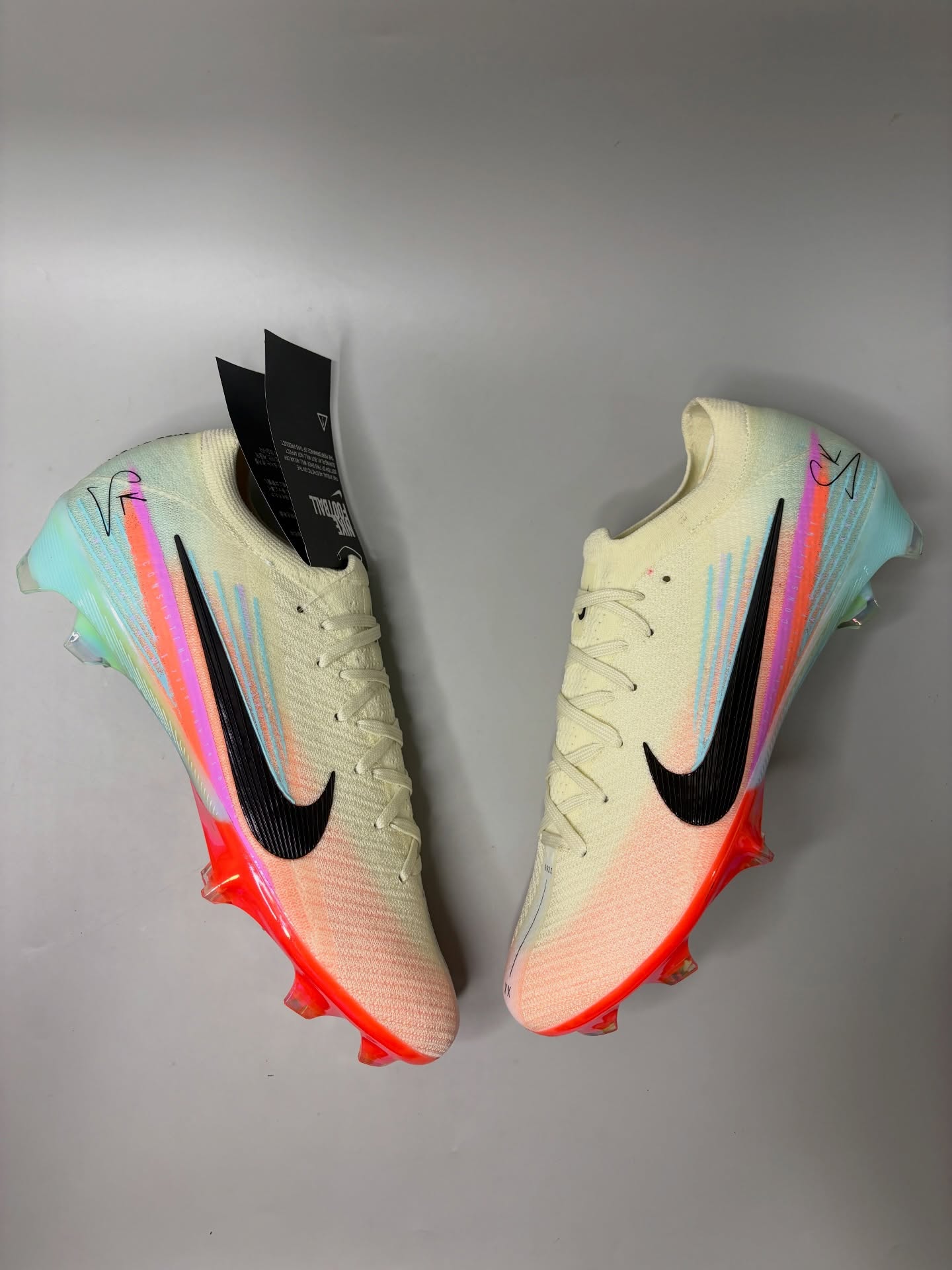 Nike Vapor 16