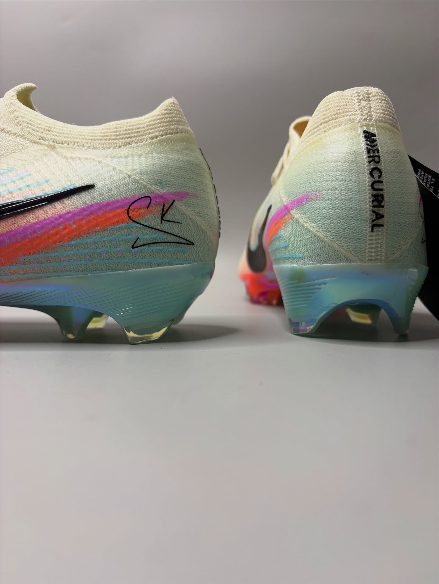 Nike Vapor 16