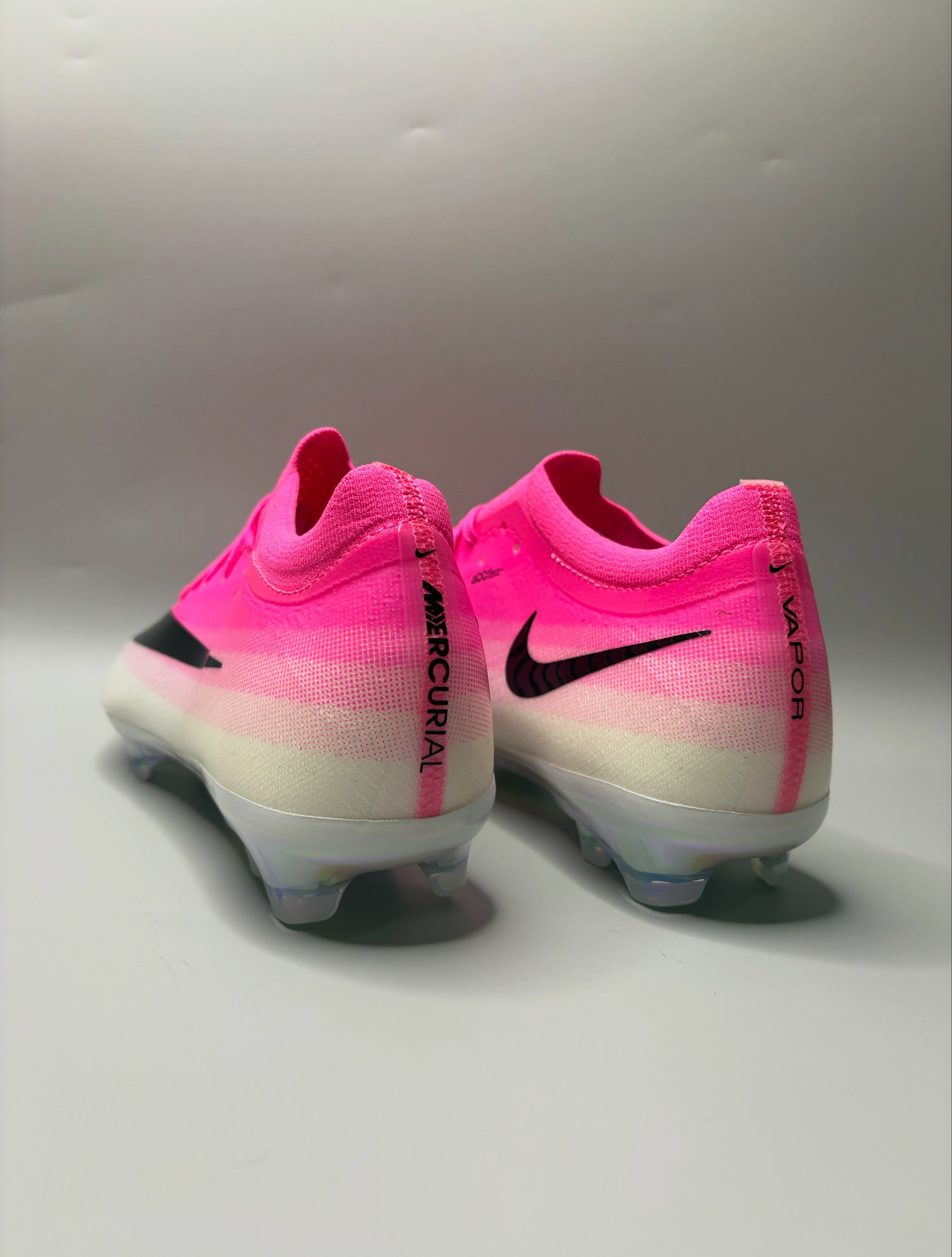 Nike Air Zoom Mercurial Vapor 17